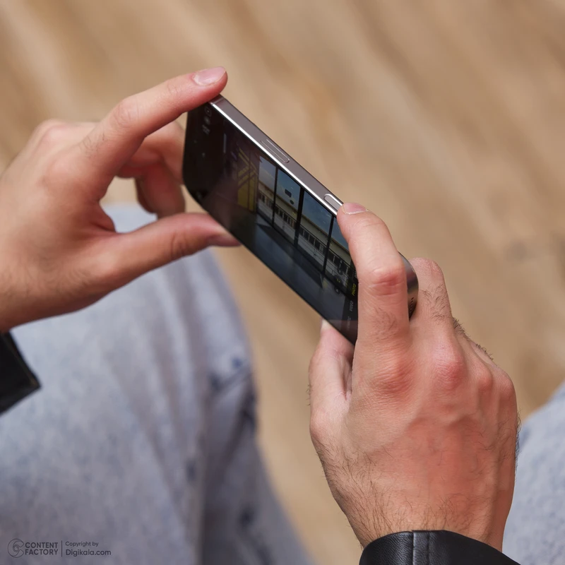 گوشی موبایل اپل مدل256 iPhone 16proZAA دو سیم‌ کارت ظرفیت256گیگابایت و رم 8 گیگابایت