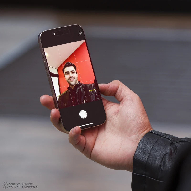 گوشی موبایل اپل مدل256 iPhone 16proZAA دو سیم‌ کارت ظرفیت256گیگابایت و رم 8 گیگابایت