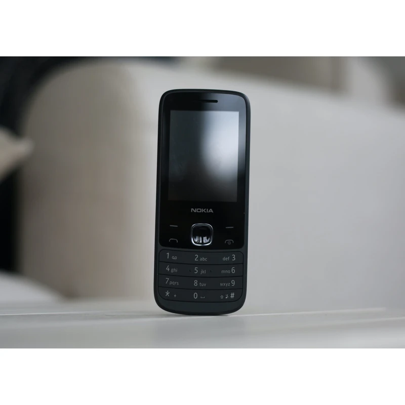 گوشی موبایل نوکیا مدل 225 4G دو سیم کارت ظرفیت 128 مگابایت و رم 64 مگابایت